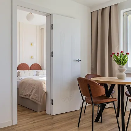 Apartament Glow - Ostuni Blisko Plaży I Ergo Arena